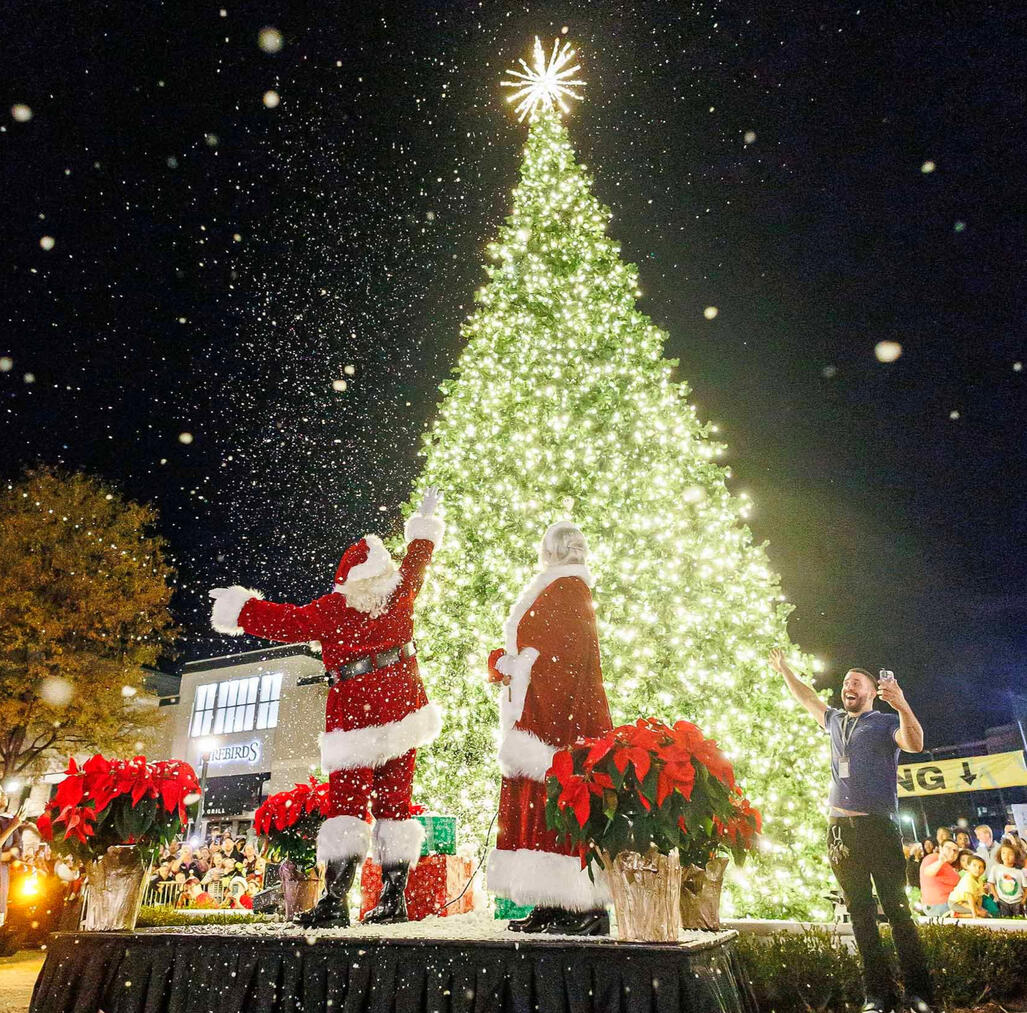 North Hills Christmas Tree